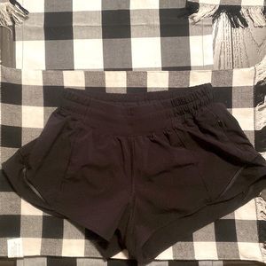 Hotty Hot Low-Rise Lined Short 2.5"